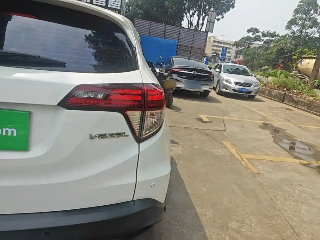 Honda Vezel — миниатюра 8