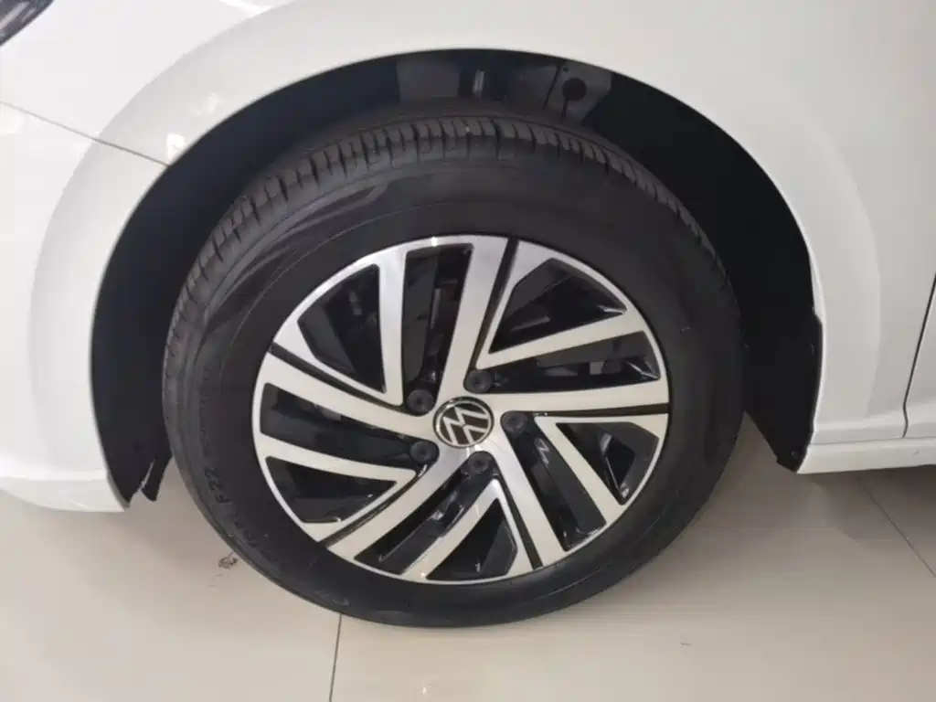 Volkswagen Lavida — миниатюра 23