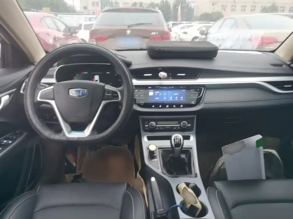 Geely Emgrand — миниатюра 10