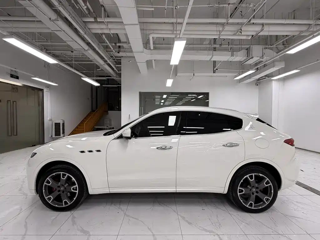 Maserati Levante 2016 3.0T