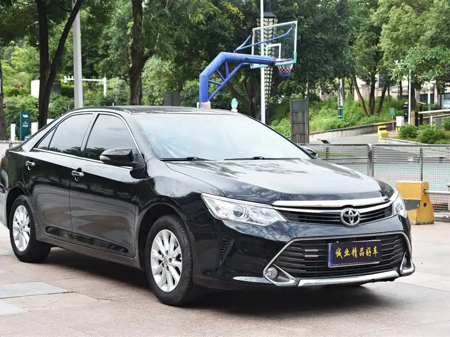 Toyota Camry 2015 2.0G Lead