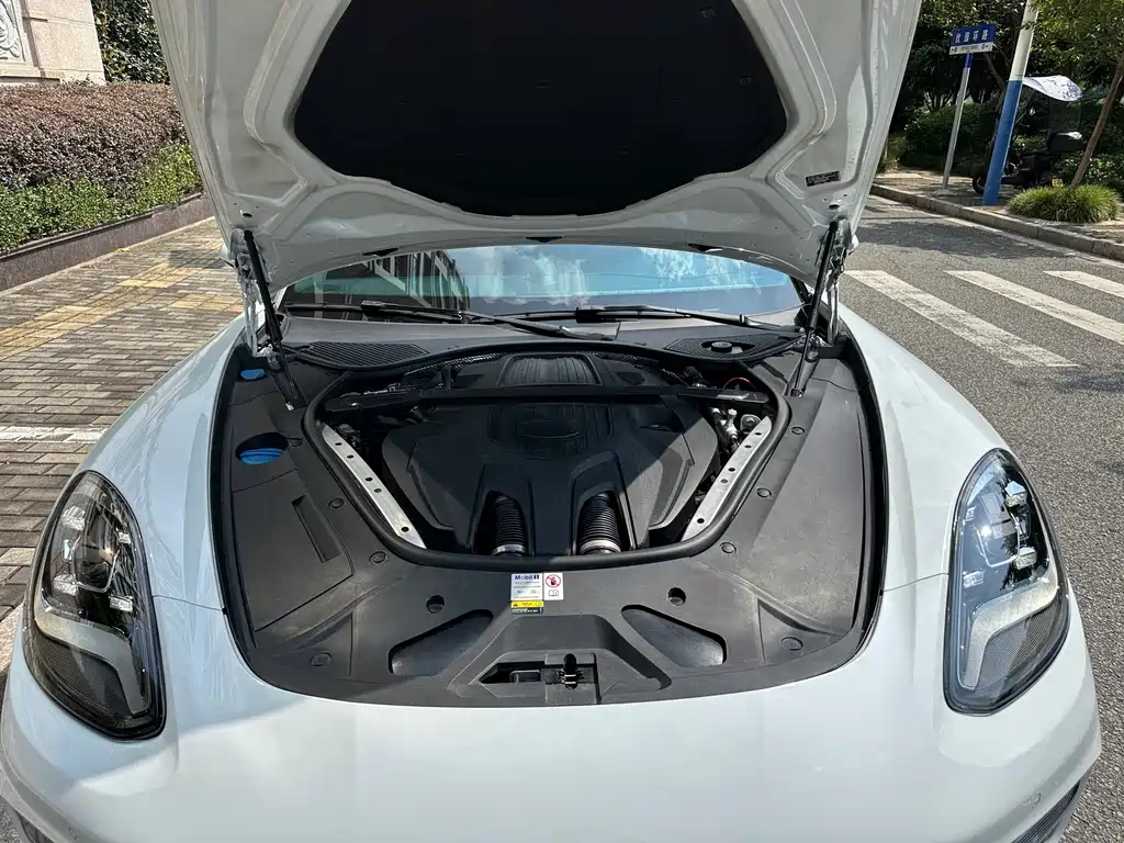 Porsche Panamera — миниатюра 12