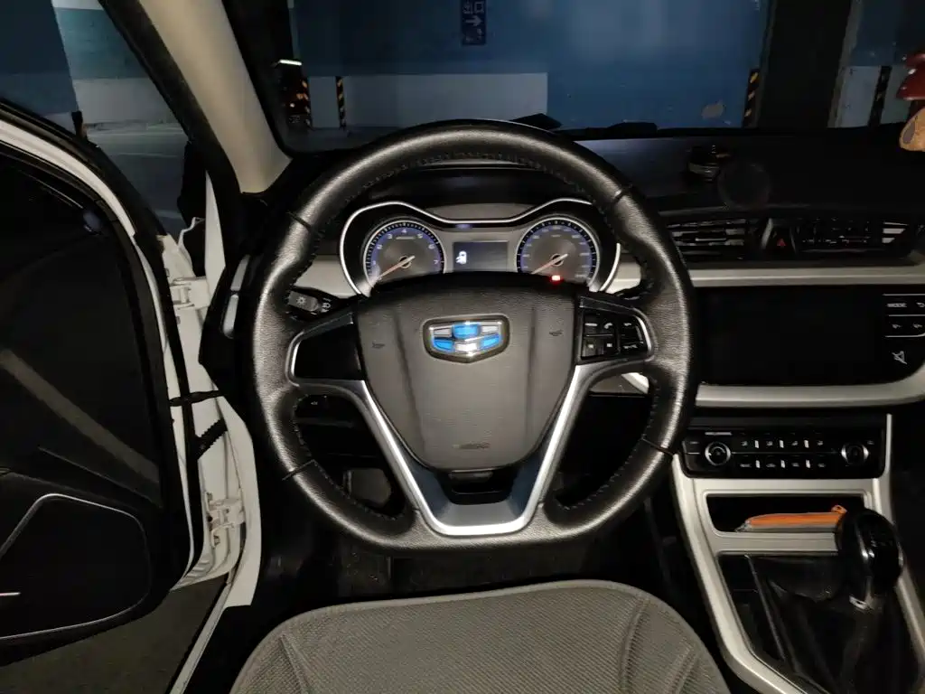 Geely Vision — миниатюра 6