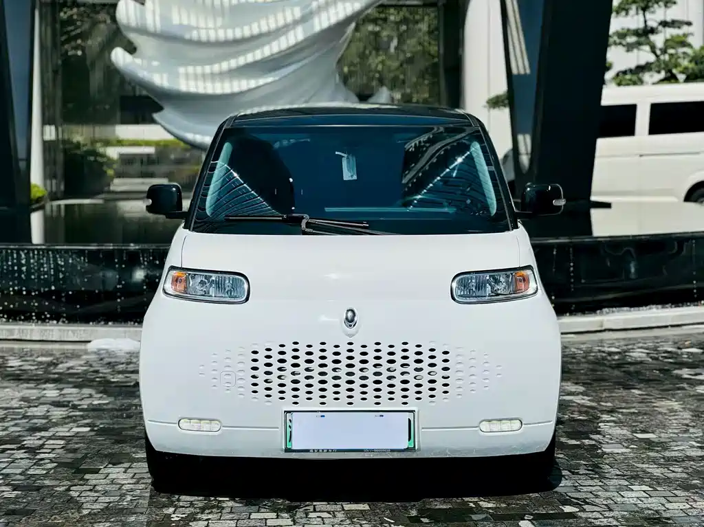 Ora Ora White Cat — миниатюра 2