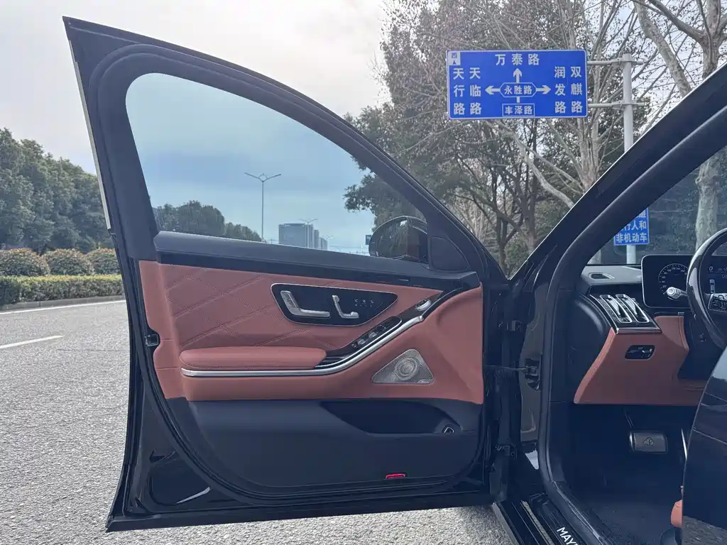 MERCEDES-BENZ MAYBACH S CLASS