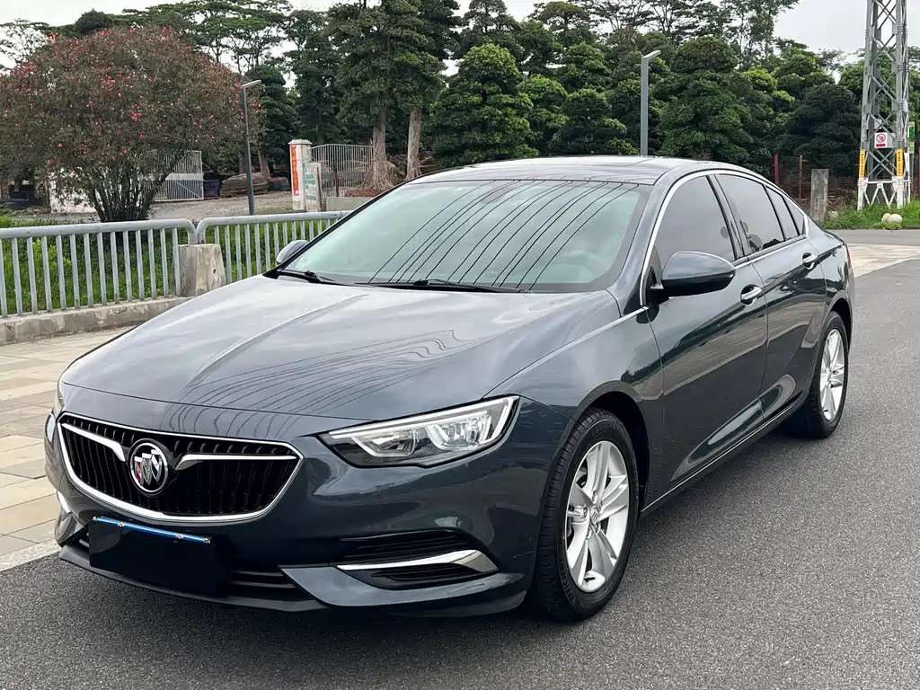 Buick Regal 2019