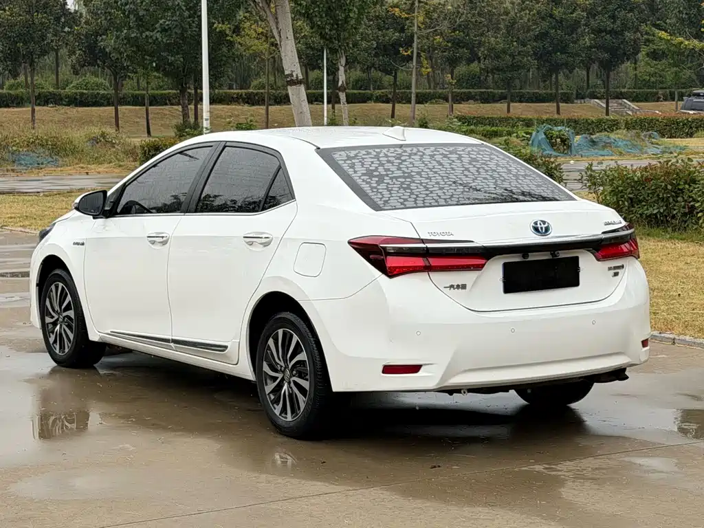 Toyota Corolla — миниатюра 14