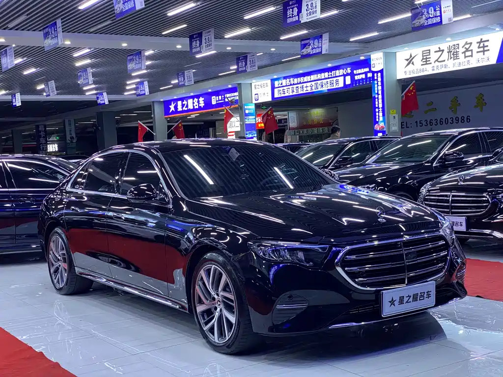 MERCEDES-BENZ E CLASS