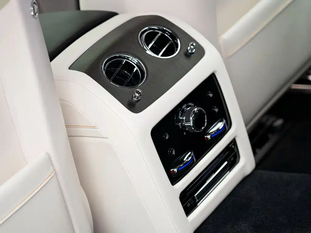 Rolls-Royce Ghost — миниатюра 15
