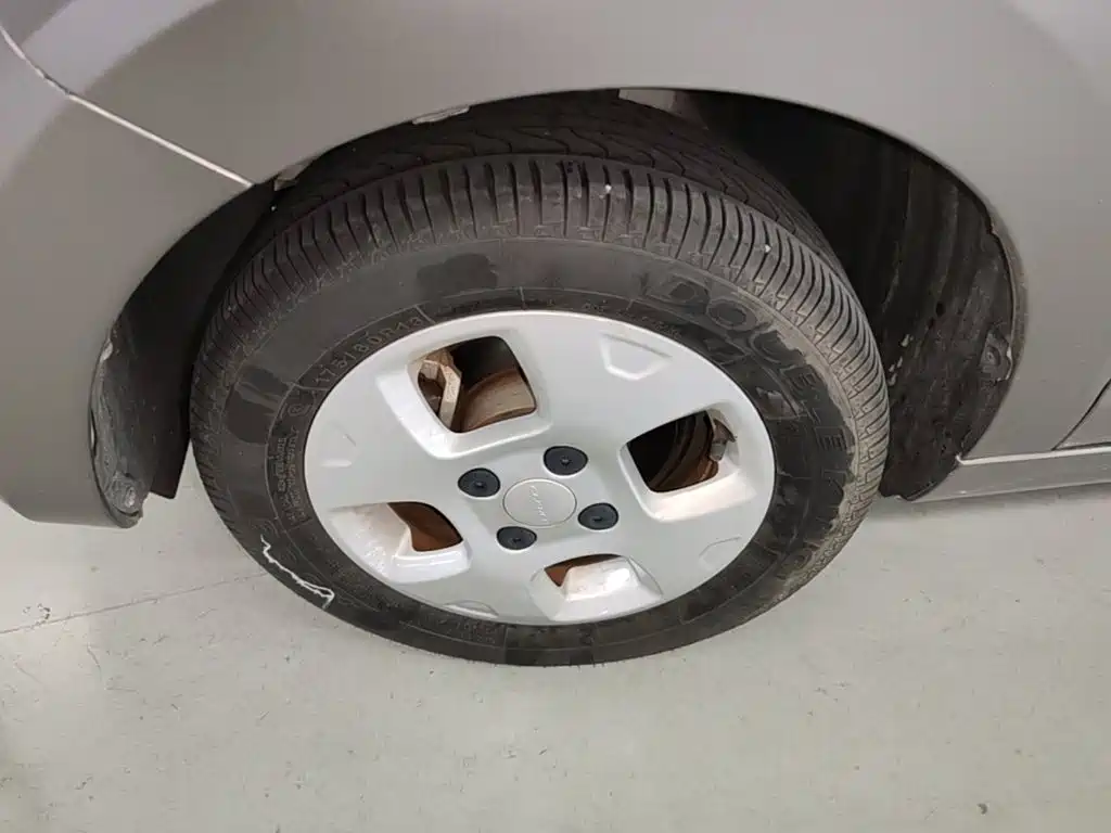 Roewe Clever — миниатюра 23