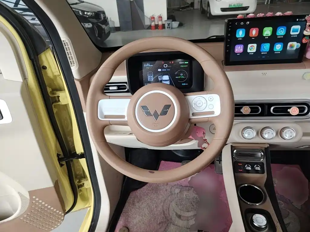 Wuling MINIEV — миниатюра 11