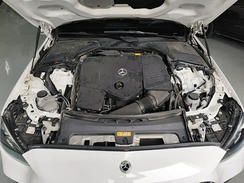 Mercedes-Benz C-Class — миниатюра 20