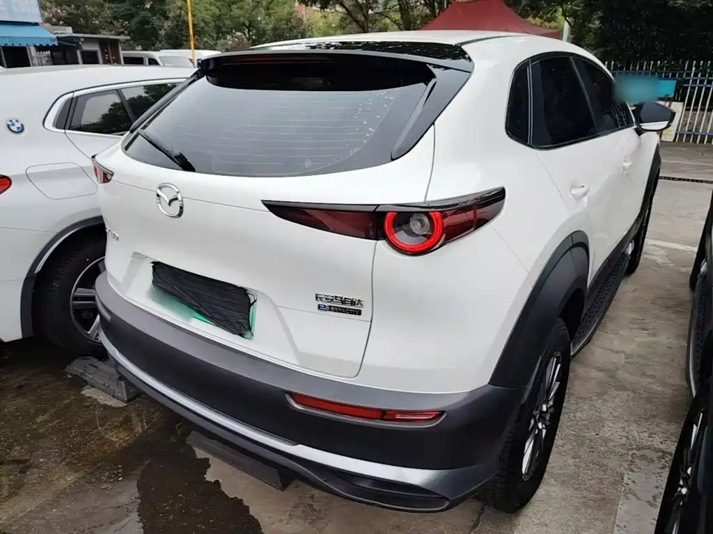 Mazda CX-30 EV — миниатюра 7