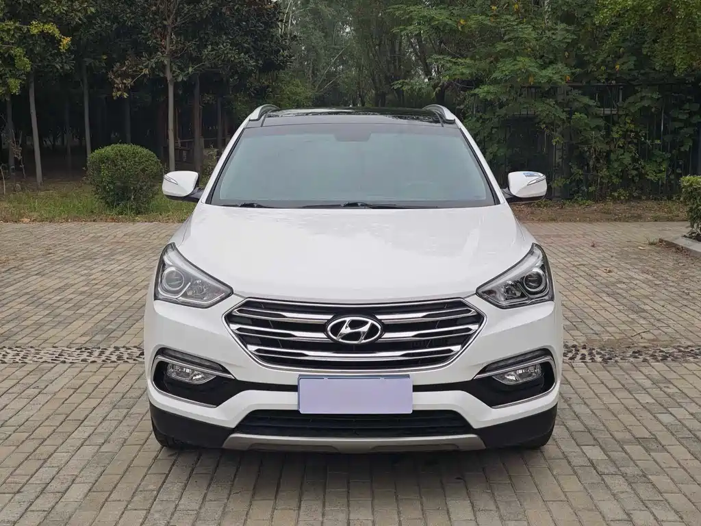 Hyundai Santa Fe — миниатюра 3