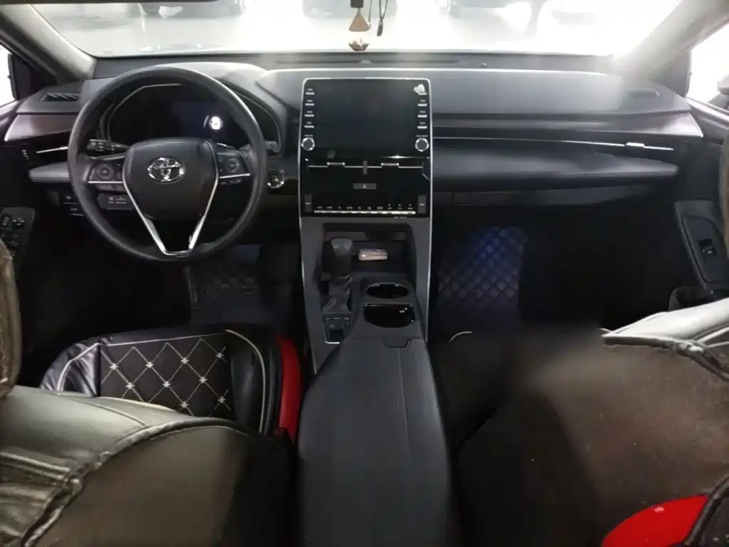 Toyota Avalon — миниатюра 10