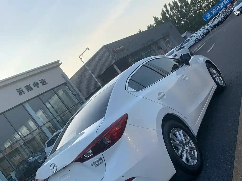 Mazda 3 Axela — миниатюра 7
