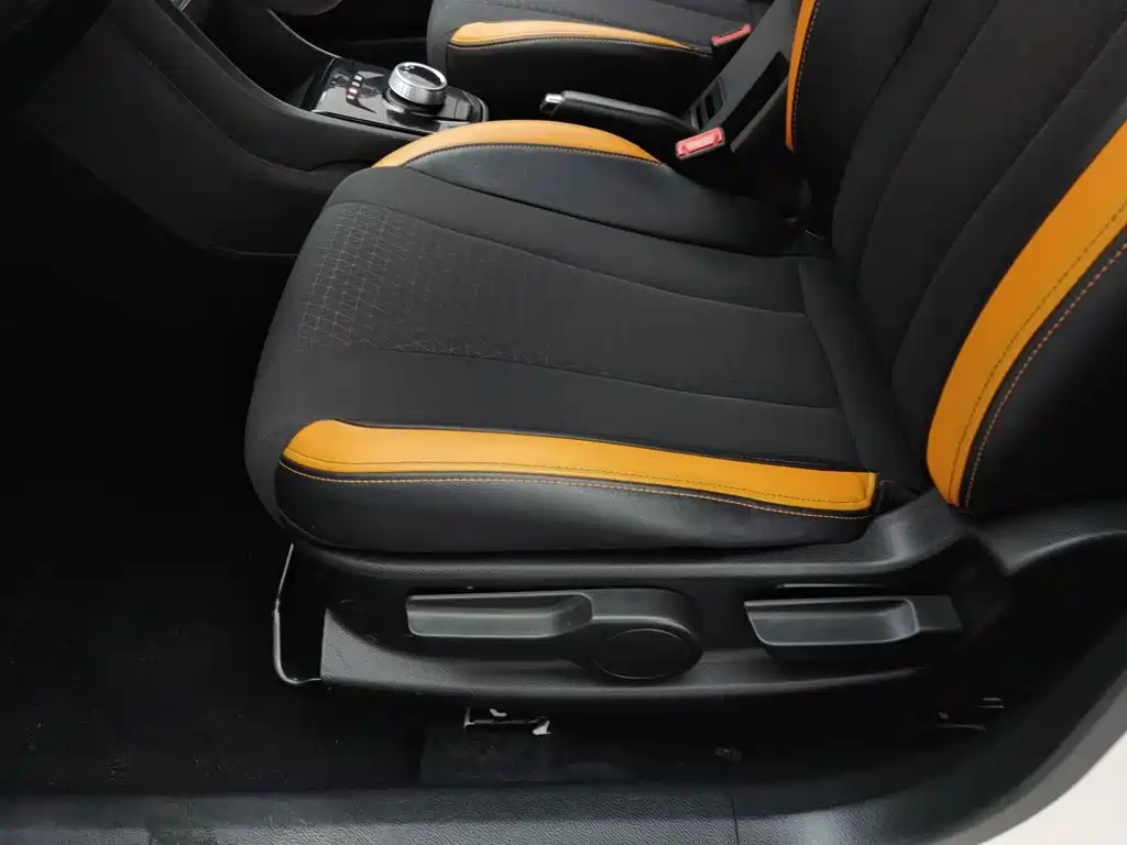 Baojun 310 — миниатюра 20