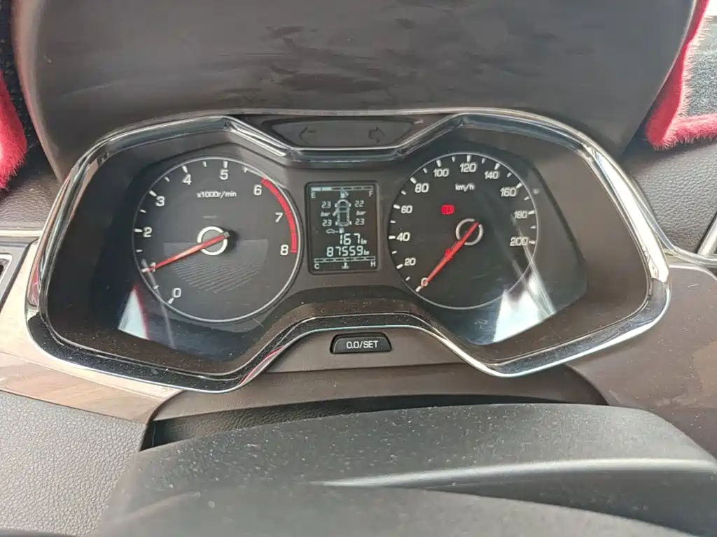 Baojun 310W — миниатюра 12