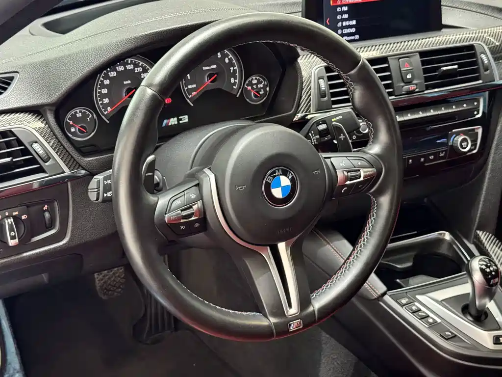 BMW M3 — миниатюра 11