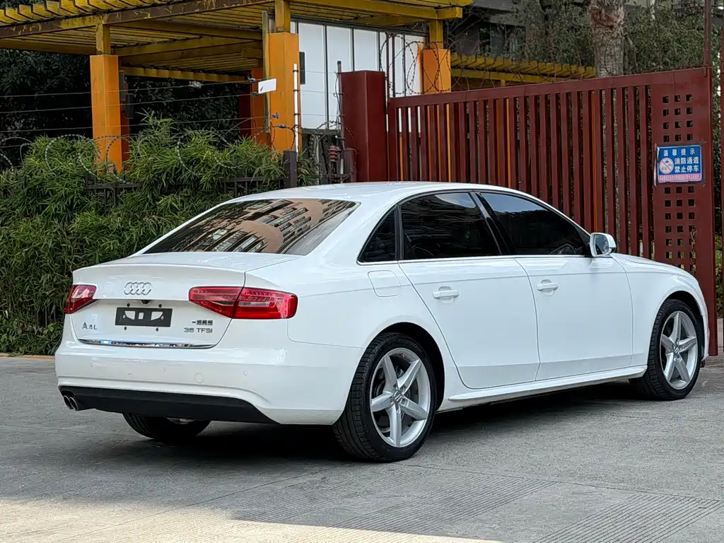 Audi A4L — миниатюра 6