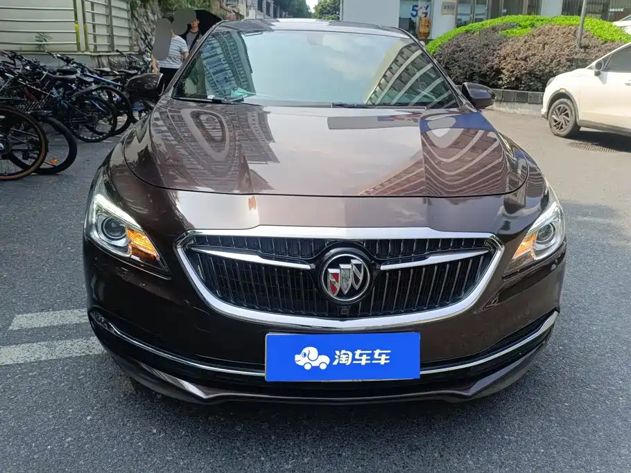Buick LaCrosse — миниатюра 2