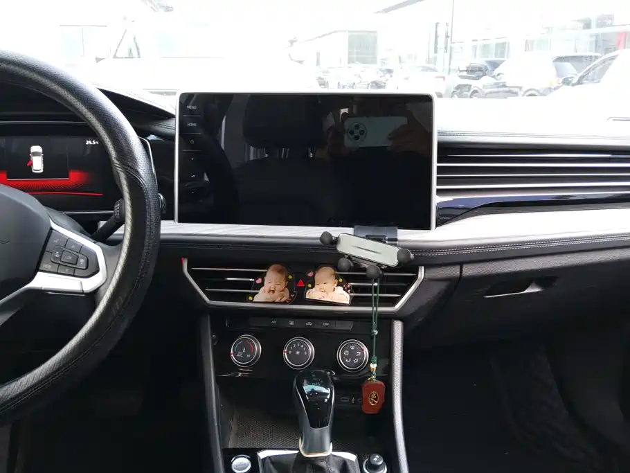 Volkswagen Sagitar — миниатюра 13