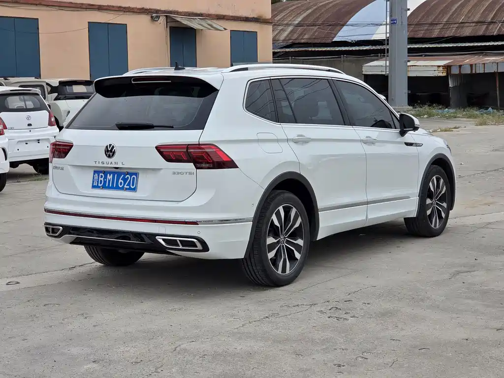 Volkswagen Tiguan L — миниатюра 7