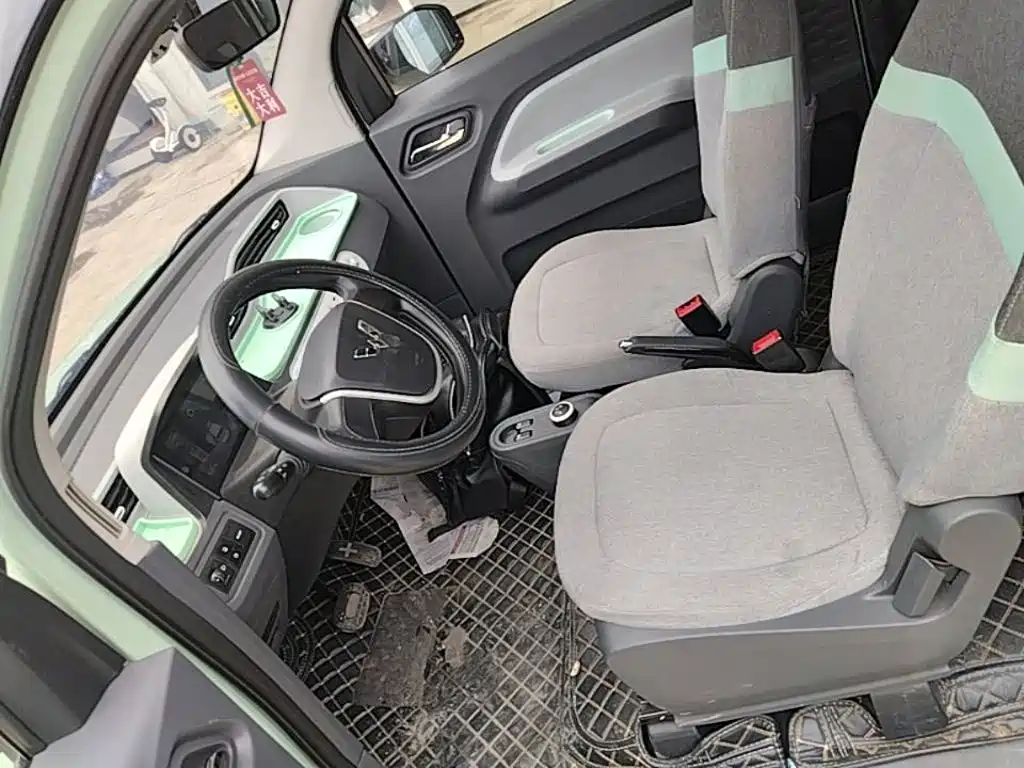 Wuling MINIEV — миниатюра 15