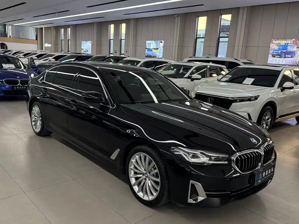 BMW 5 Series 2022
