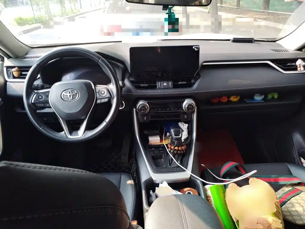 Toyota Wildlander — миниатюра 5