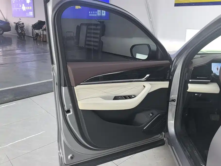 Geely Xingyue L — миниатюра 7