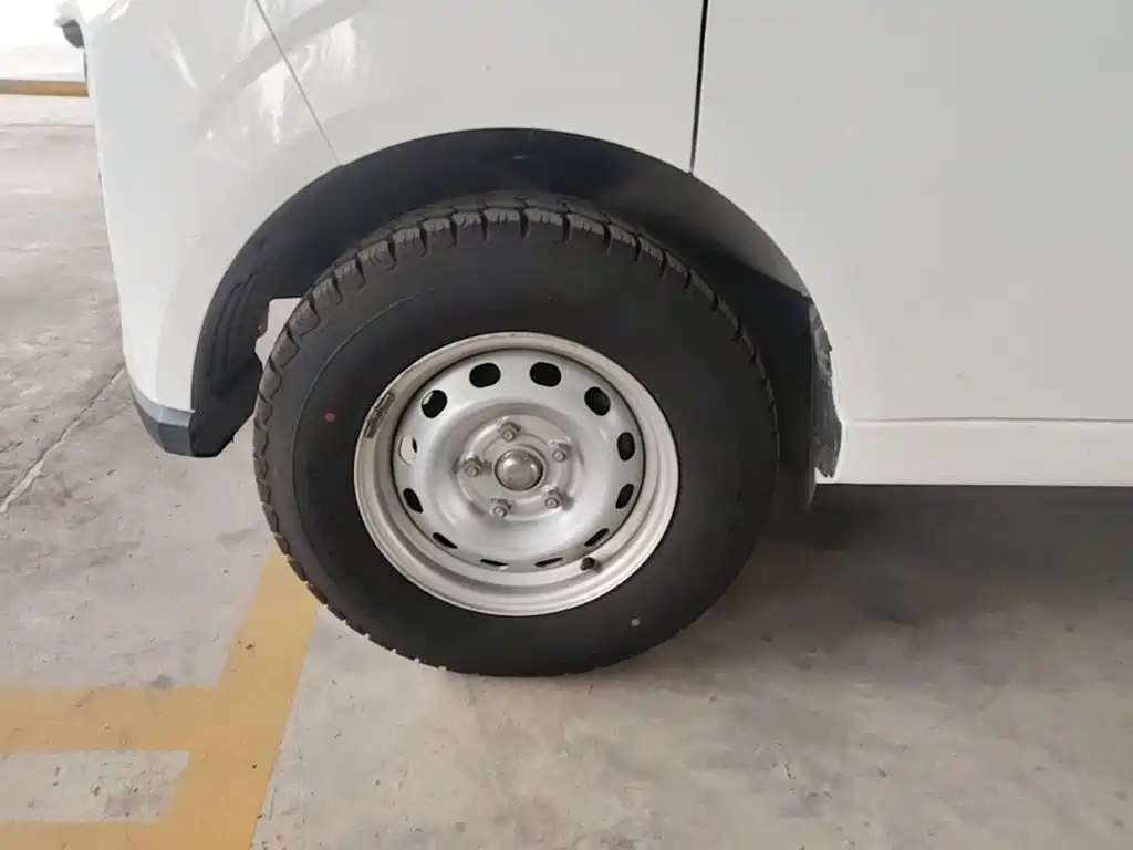 Yuan Cheng Yuan Cheng Xingxiang F1E — миниатюра 23