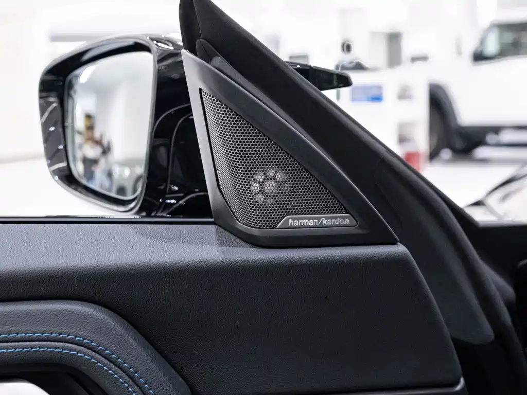 BMW M2 — миниатюра 10