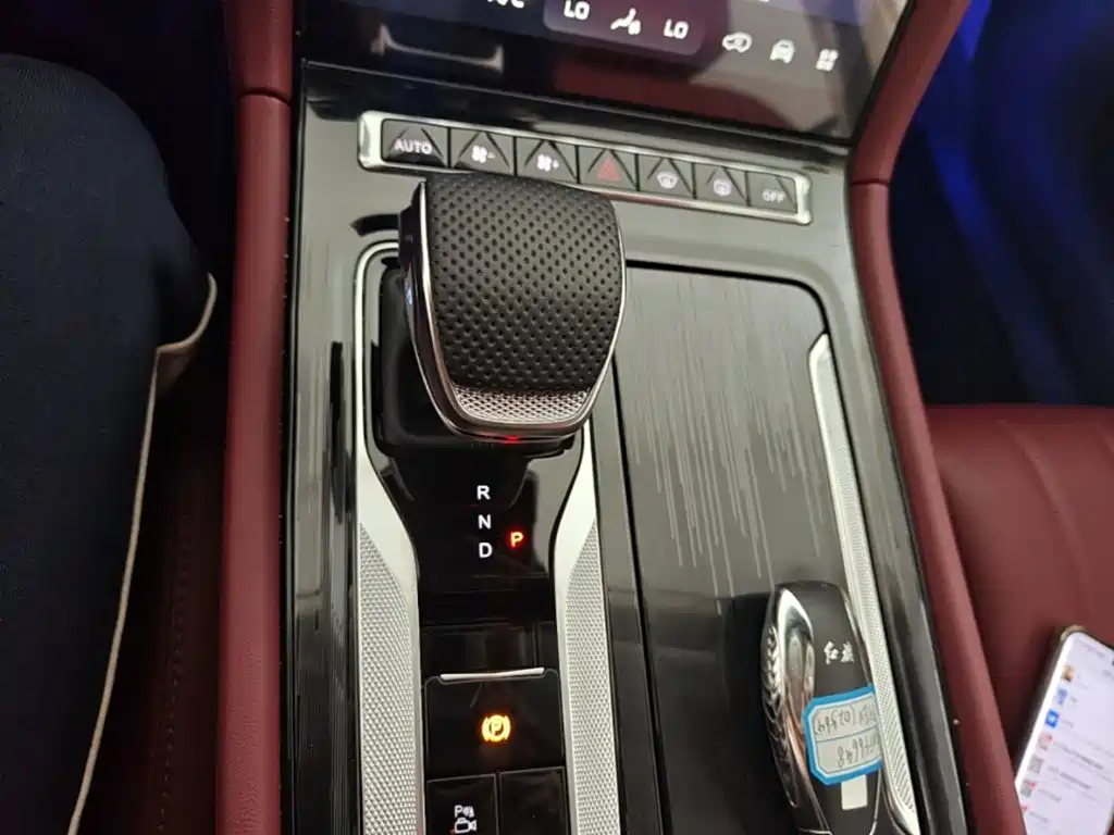 Hongqi Hongqi H5 PHEV — миниатюра 14