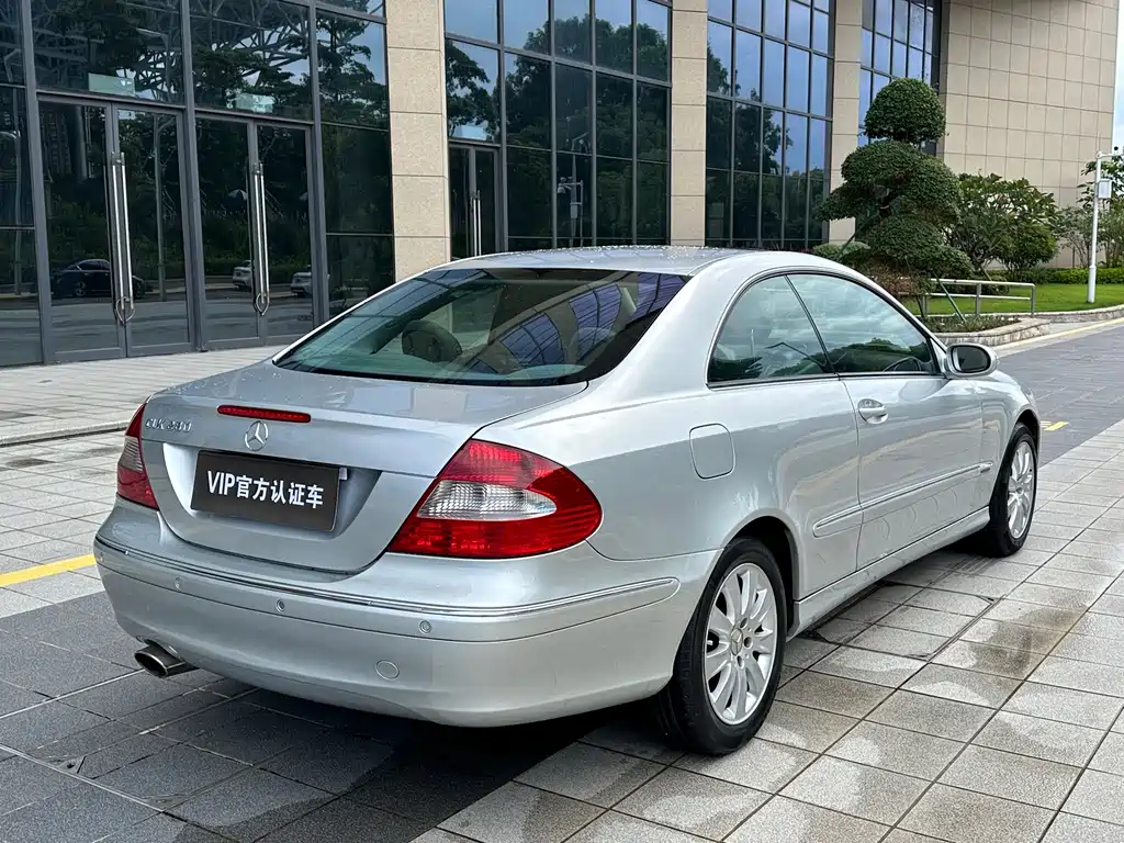 Mercedes-Benz CLK-Class — миниатюра 7