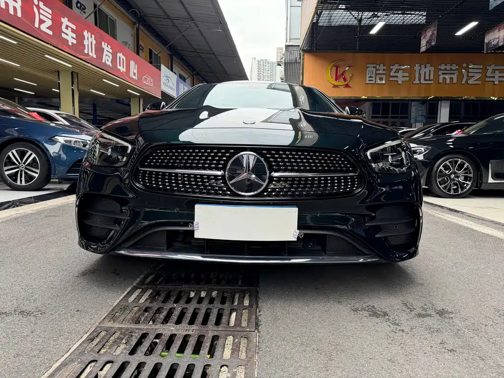 Mercedes-Benz E-Class (Import) — миниатюра 3