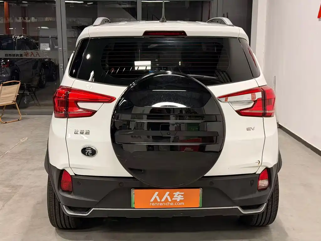 BYD Yuan EV — миниатюра 18