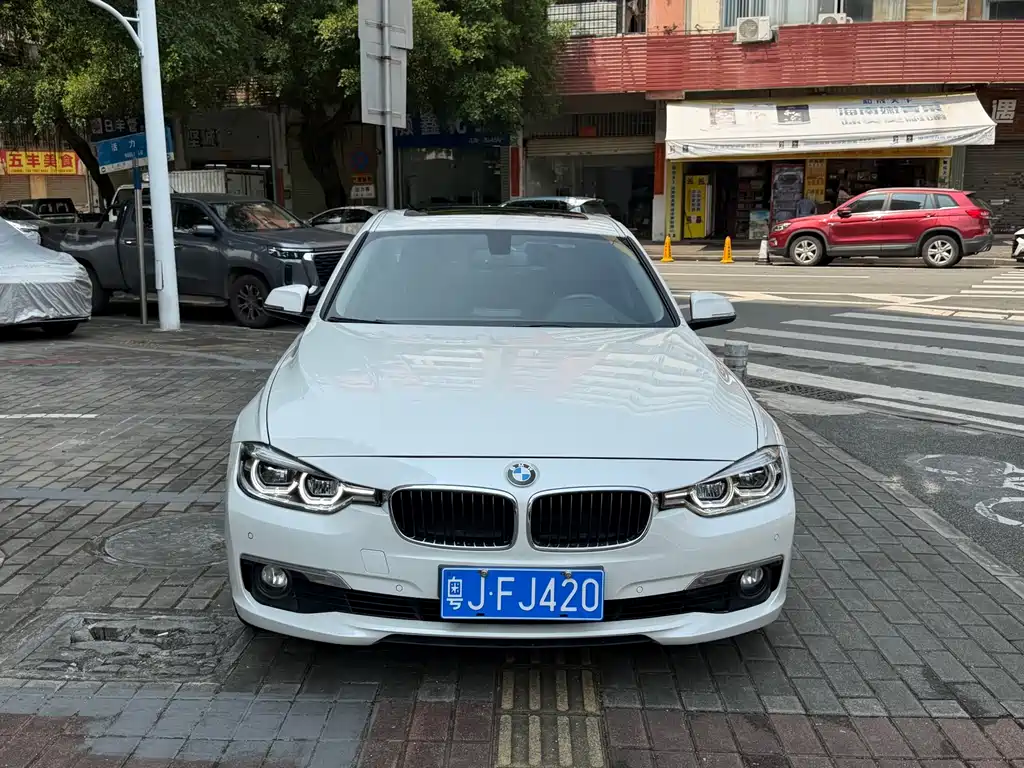 BMW 3 Series — миниатюра 2