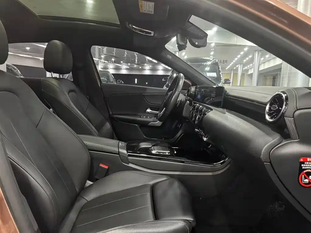 Mercedes-Benz A-Class Facelift A 200 L Sport Sedan Dynamic Type, фото 19