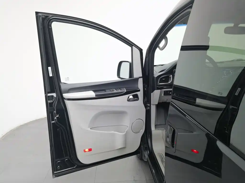 JAC Refine M5 — миниатюра 8
