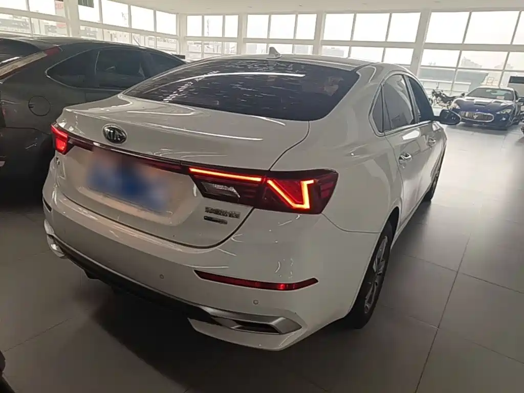 Kia K3 — миниатюра 7