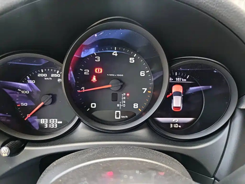 Porsche Macan — миниатюра 12