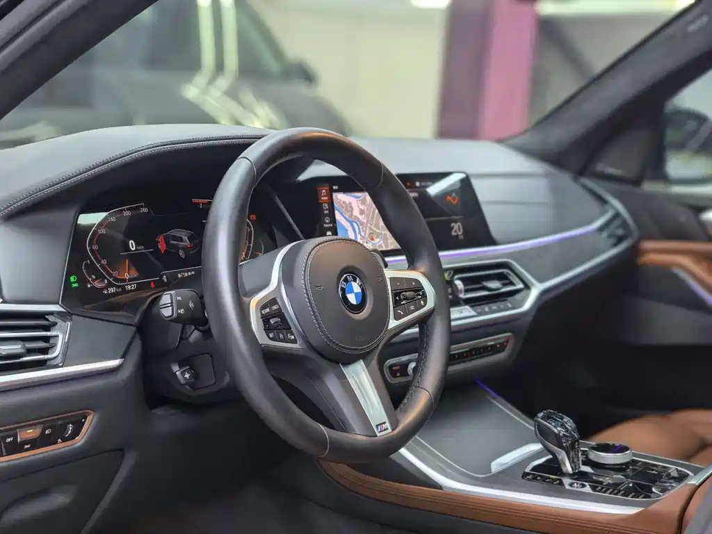 BMW X7 — миниатюра 14