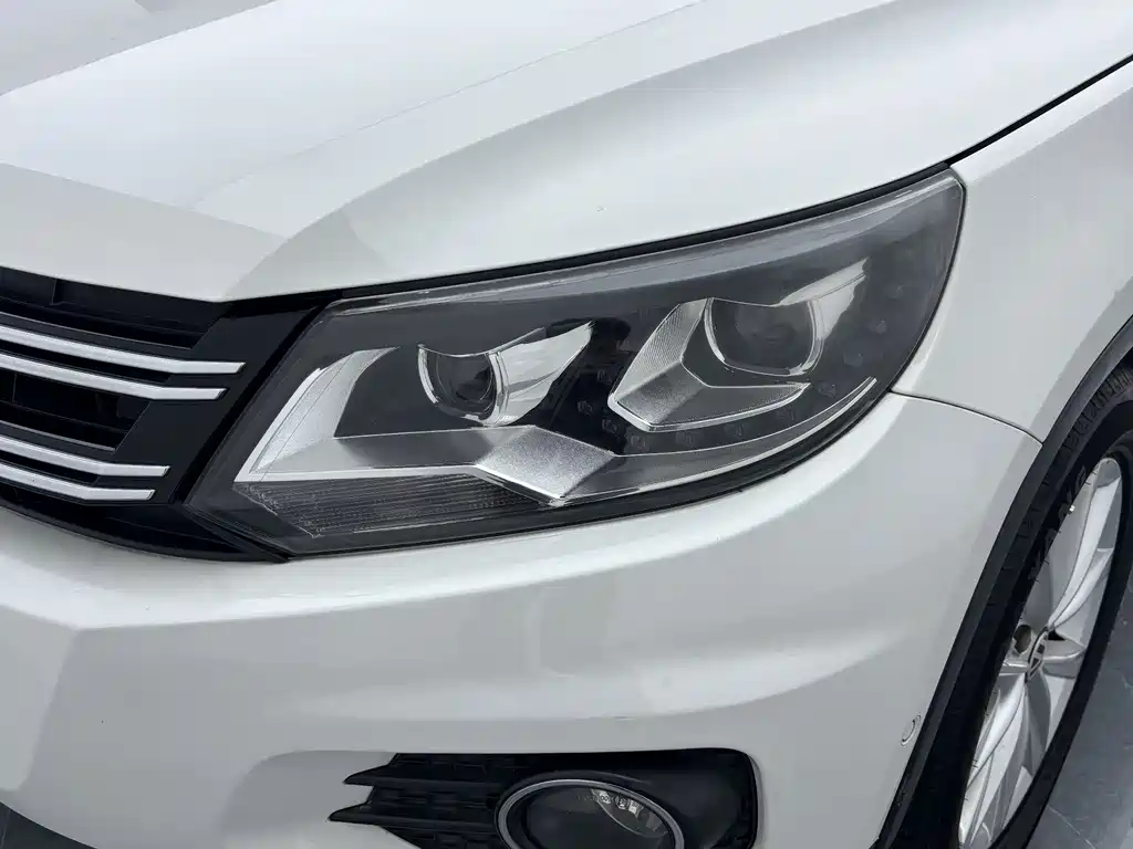 Volkswagen Tiguan — миниатюра 13