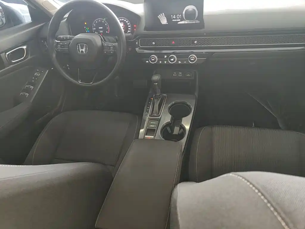 Honda Civic — миниатюра 10