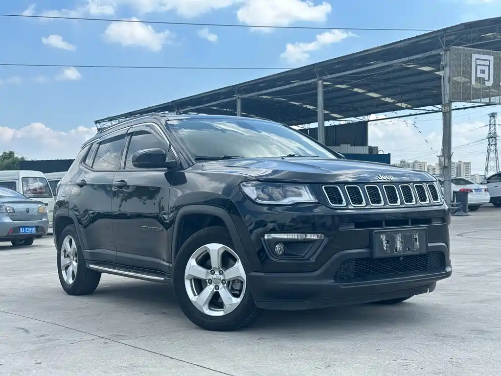 Jeep Compass — миниатюра 4