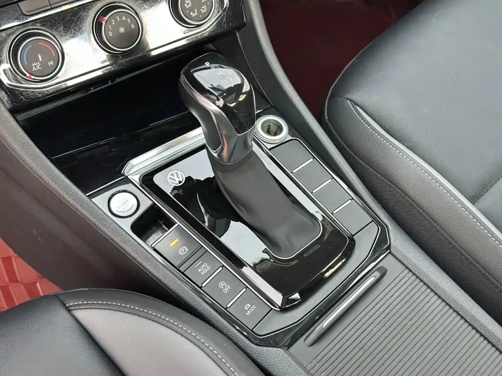 Volkswagen Sagitar — миниатюра 19