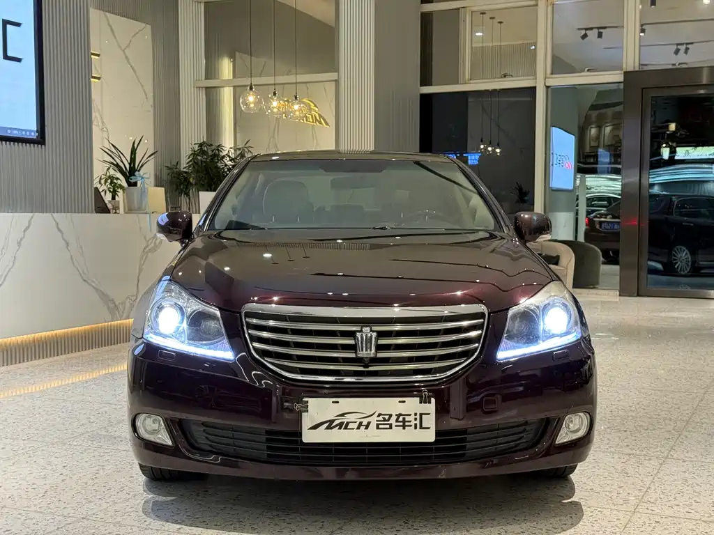 Toyota Crown — миниатюра 2