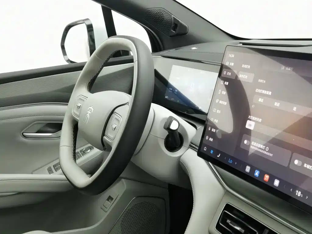 BYD Song Ultra — миниатюра 22