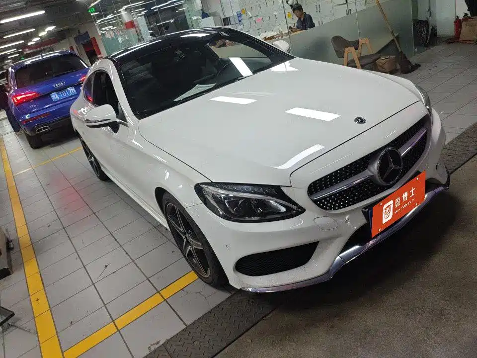 Mercedes-Benz C-Class (Import) — миниатюра 4
